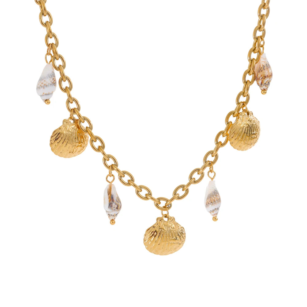 Seaside Charm Necklace - Cardi Bella