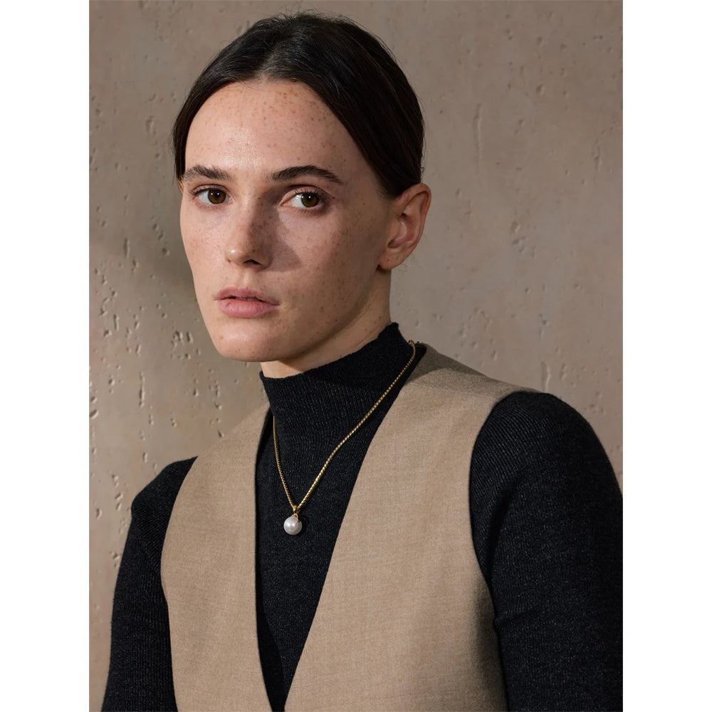 Éliane Pearl Necklace - Cardi Bella