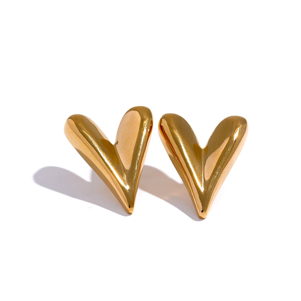 Corazón Studs