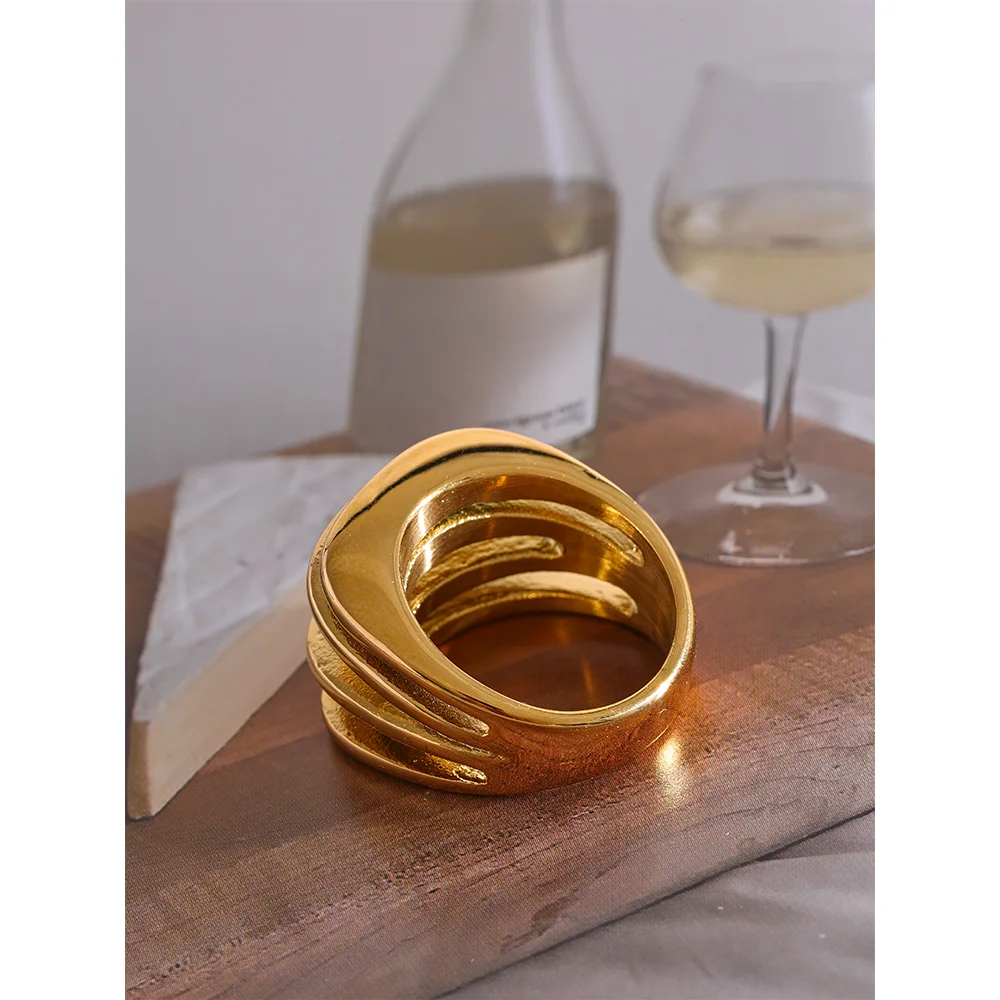 Allegra Anillo Ring