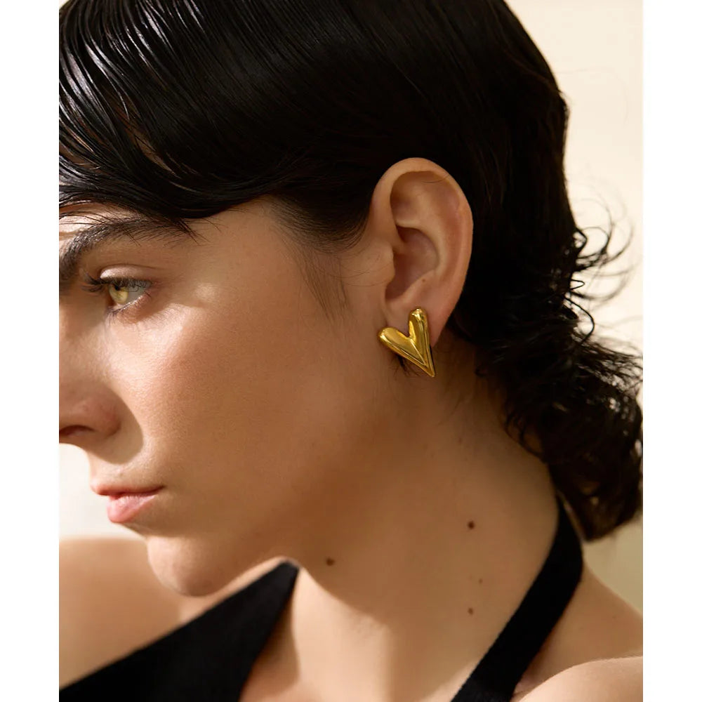 Corazón Studs