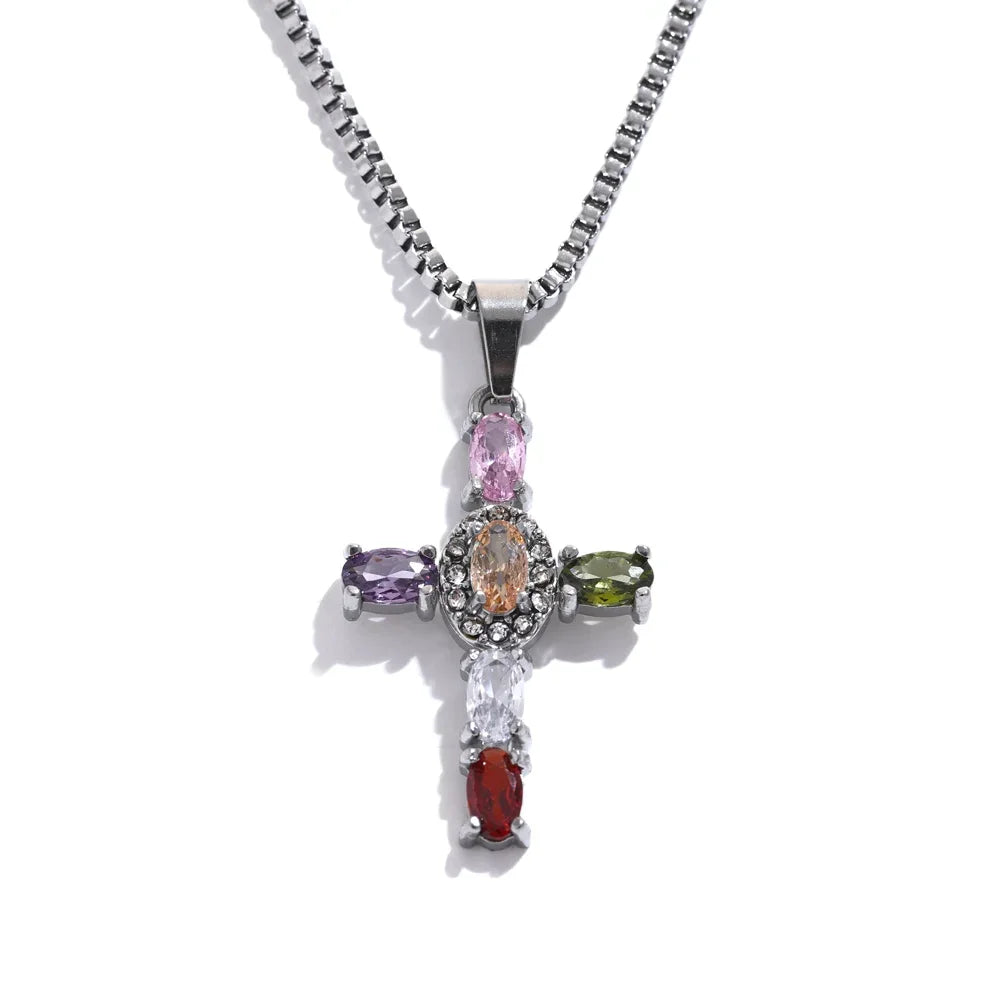 Cruz Divina Necklace - Cardi Bella