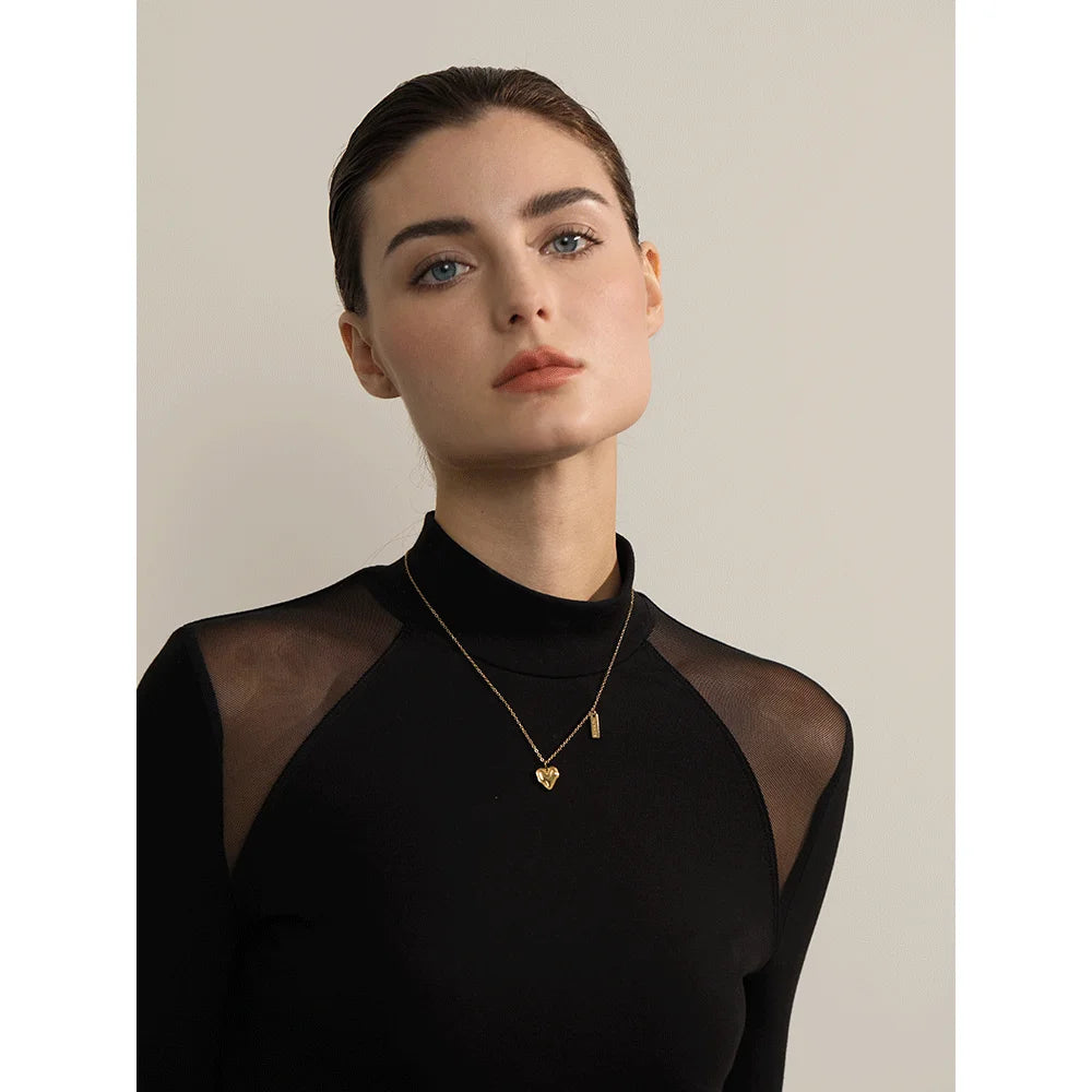 Velora Love Necklace - Cardi Bella