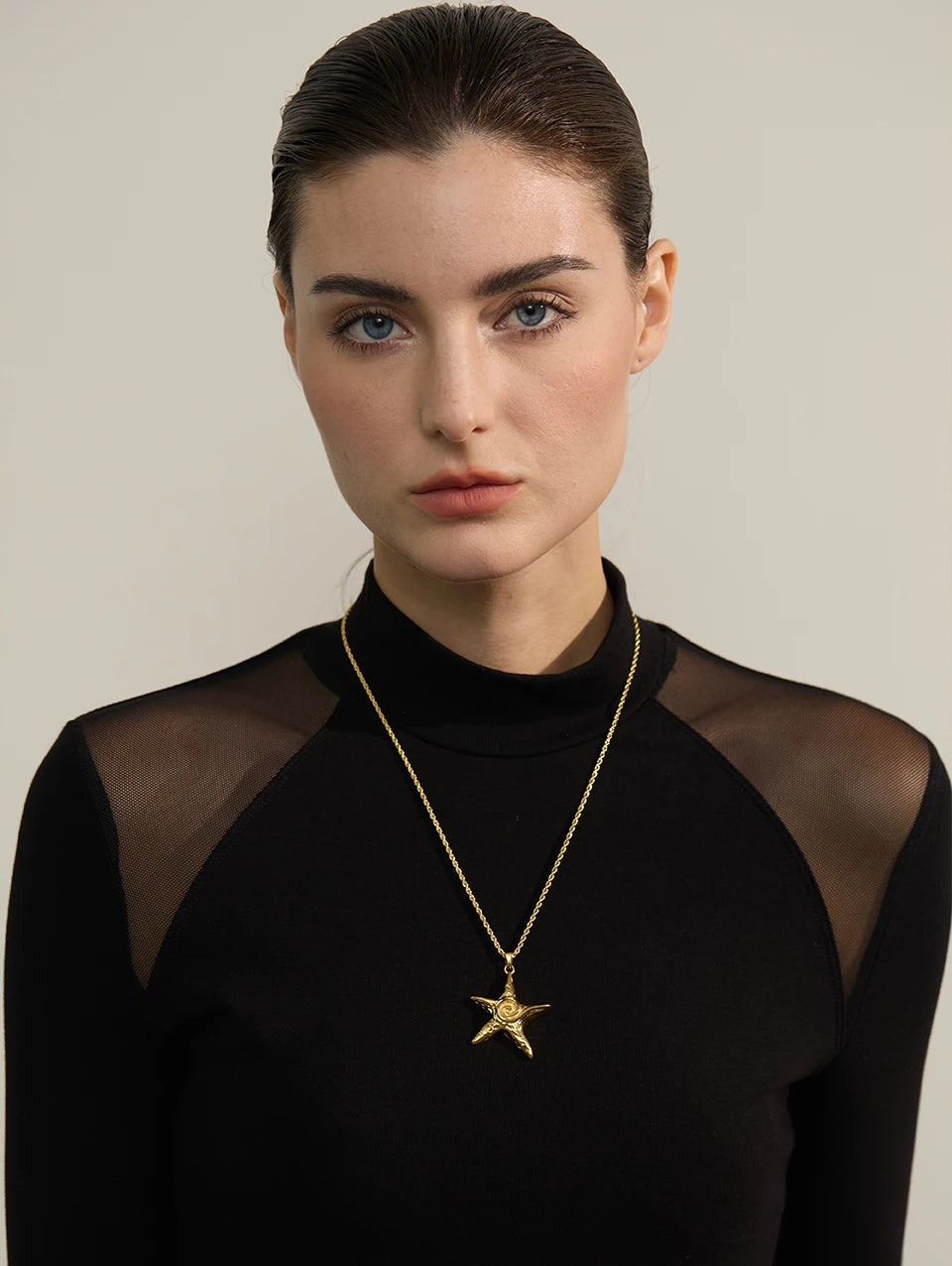 Beach Trip Star Fish Pendant - Cardi Bella