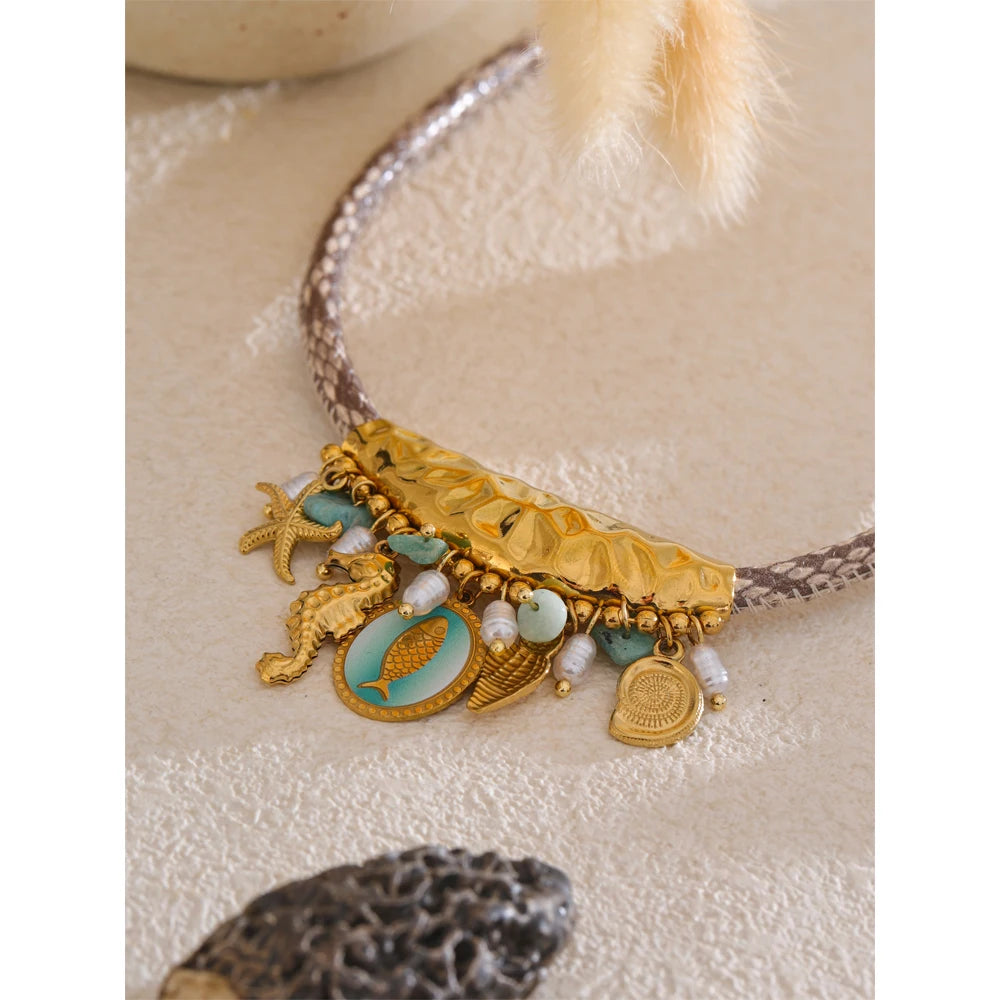 Dreamy Tide Charms Necklace - Cardi Bella