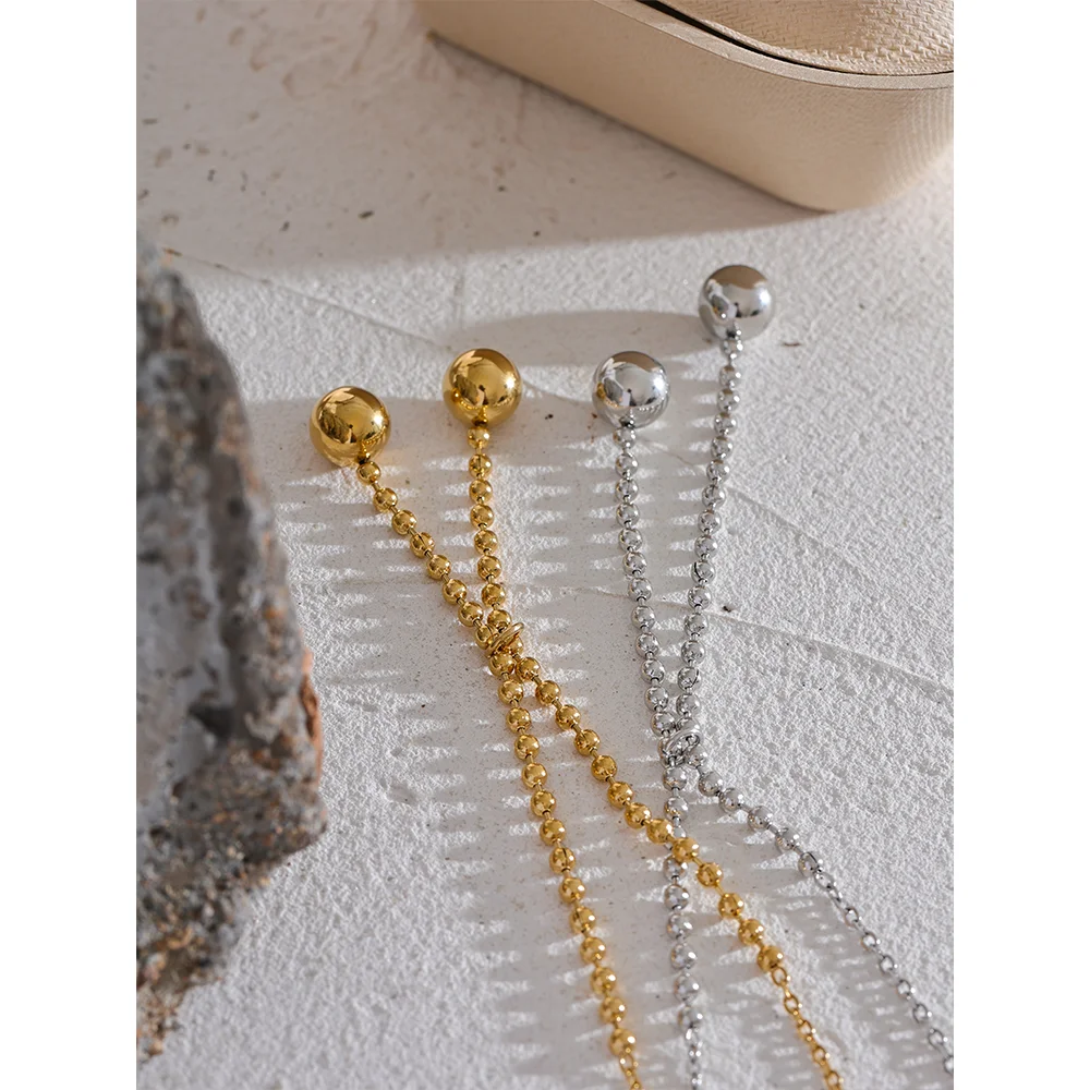 Ball and Beads Chain - Cardi Bella