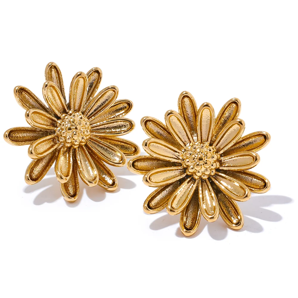 Marisol Stud Earrings