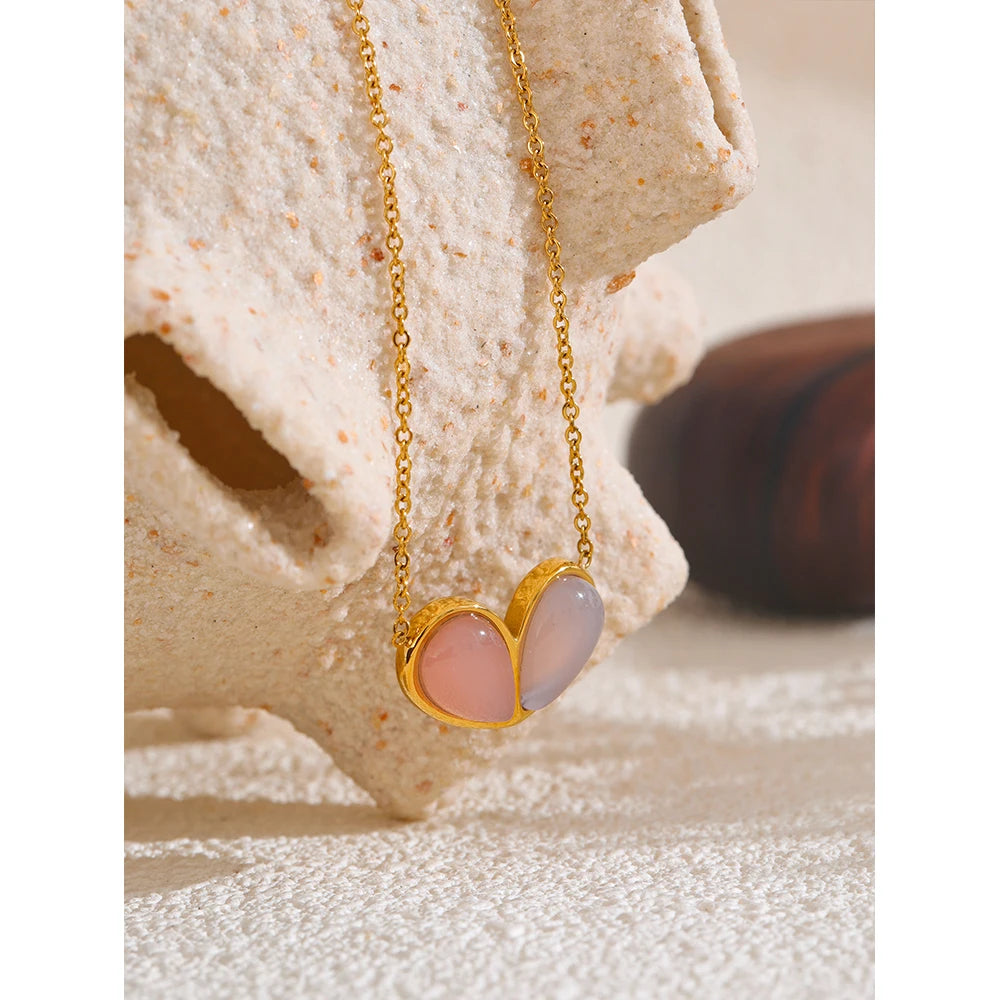 Lover’s Embrace Necklace - Cardi Bella