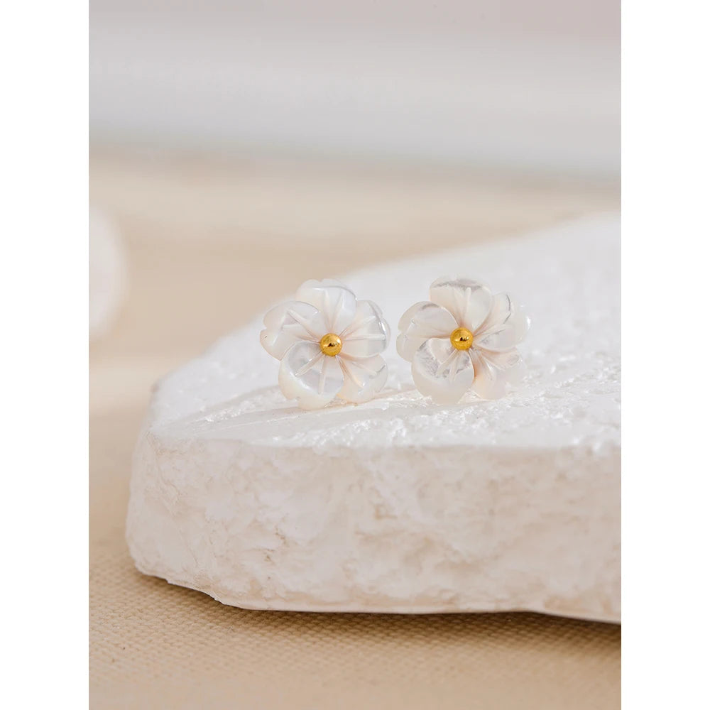 Fior di Mare Studs