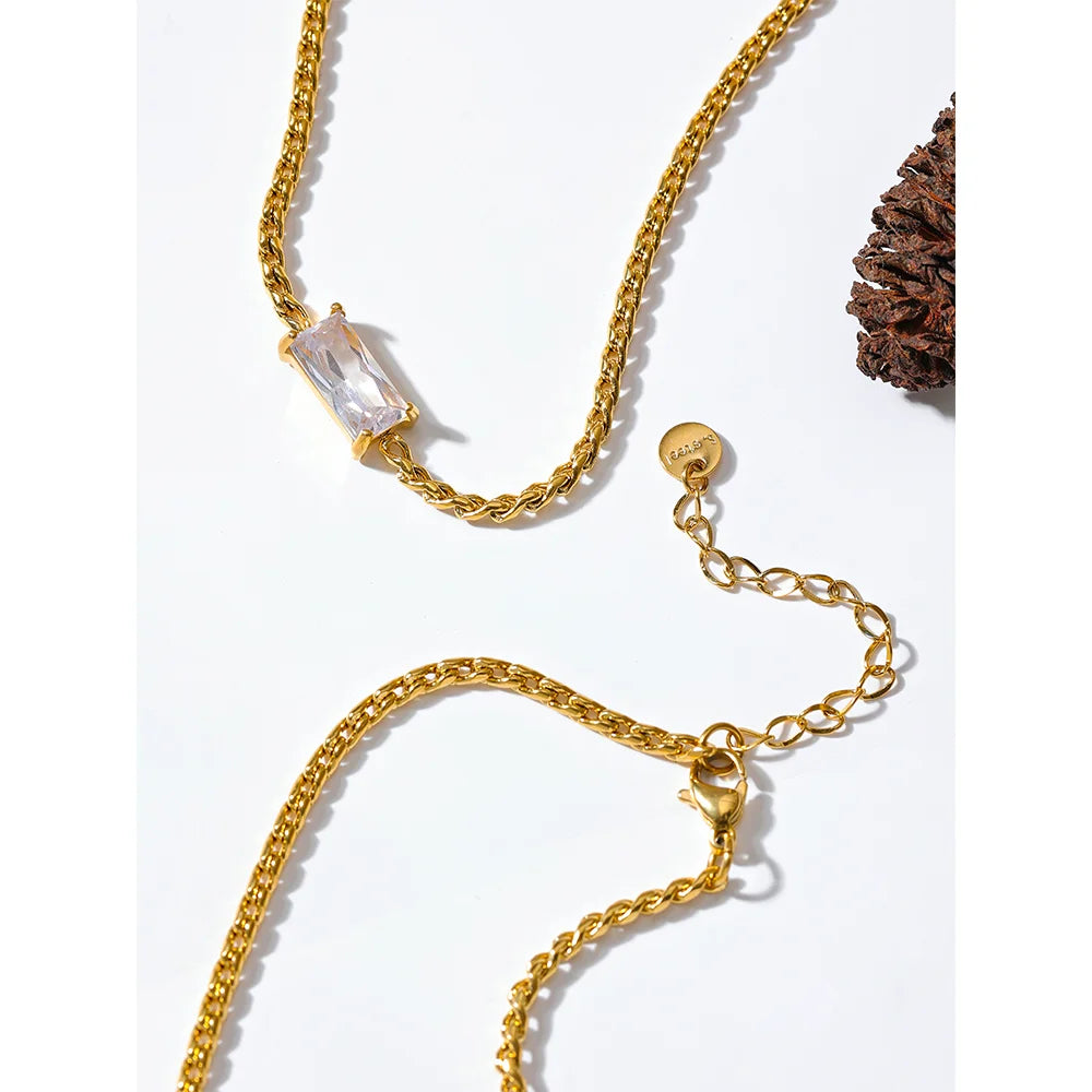 Luzia Chain Necklace - Cardi Bella
