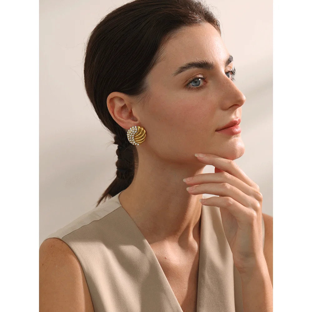 Ala Dorada Earrings - Cardi Bella