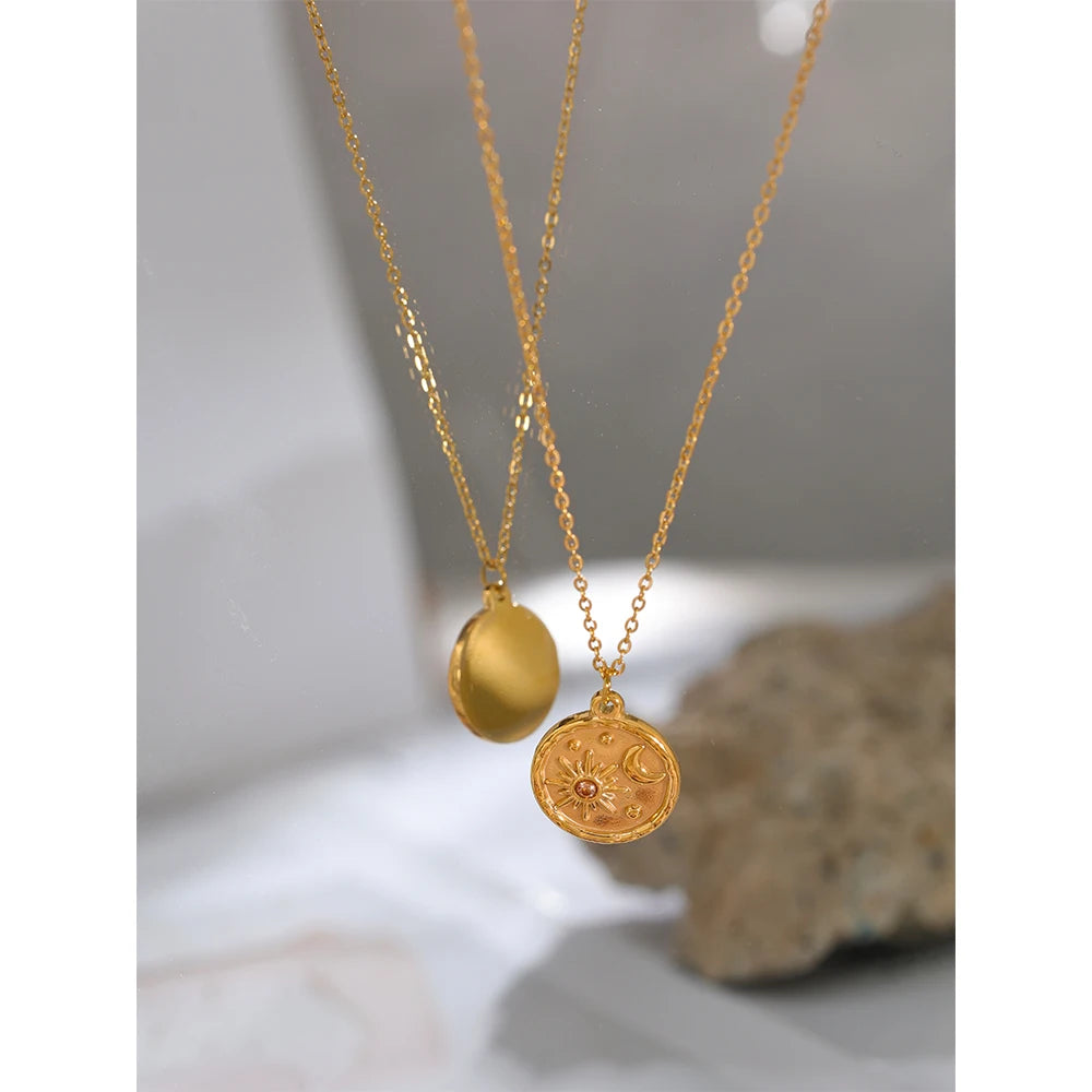 Eclipse Medallion Necklace - Cardi Bella