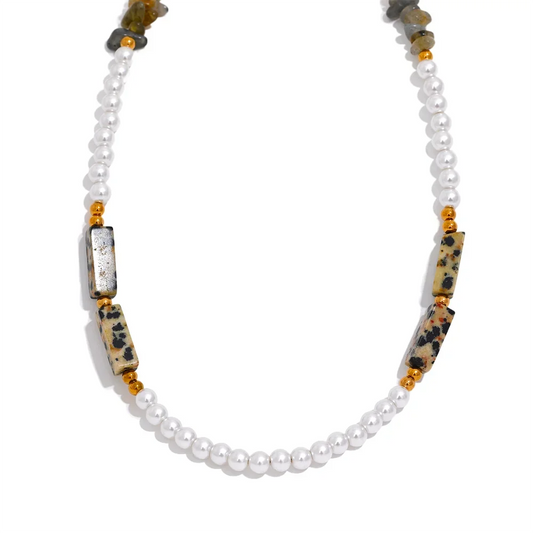Rosette Beaded Necklace - Cardi Bella