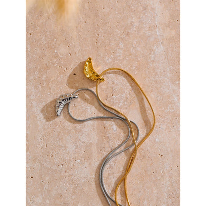 Le Cute Croissant Necklace - Cardi Bella