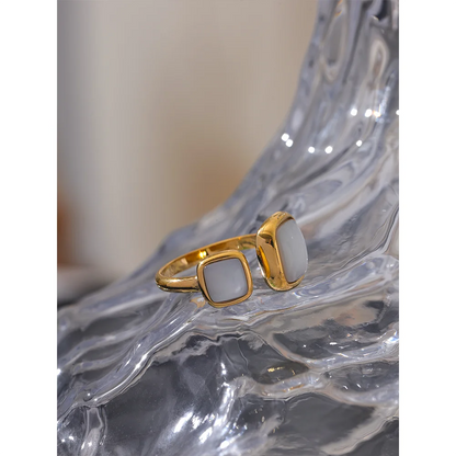 Concha Blanca Ring