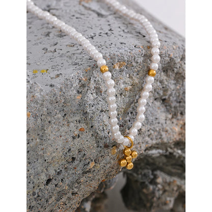 Perla Cruz Necklace - Cardi Bella