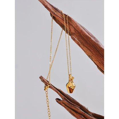 The Gilded Pour Pendant - Cardi Bella