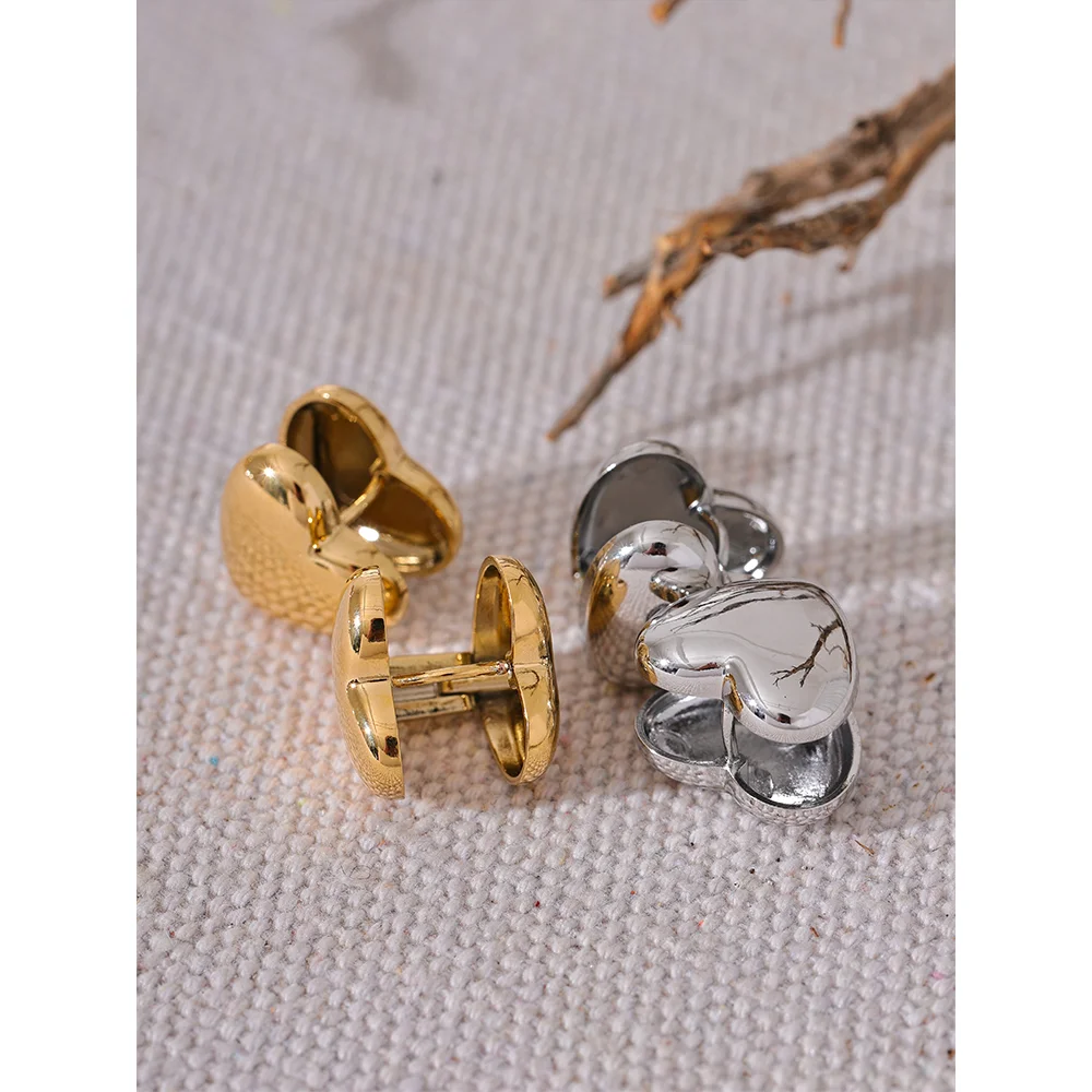 Corazón Amoré Hoops - Cardi Bella