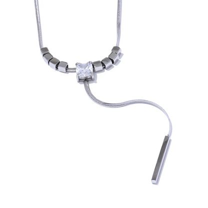 Lazo Necklace - Cardi Bella